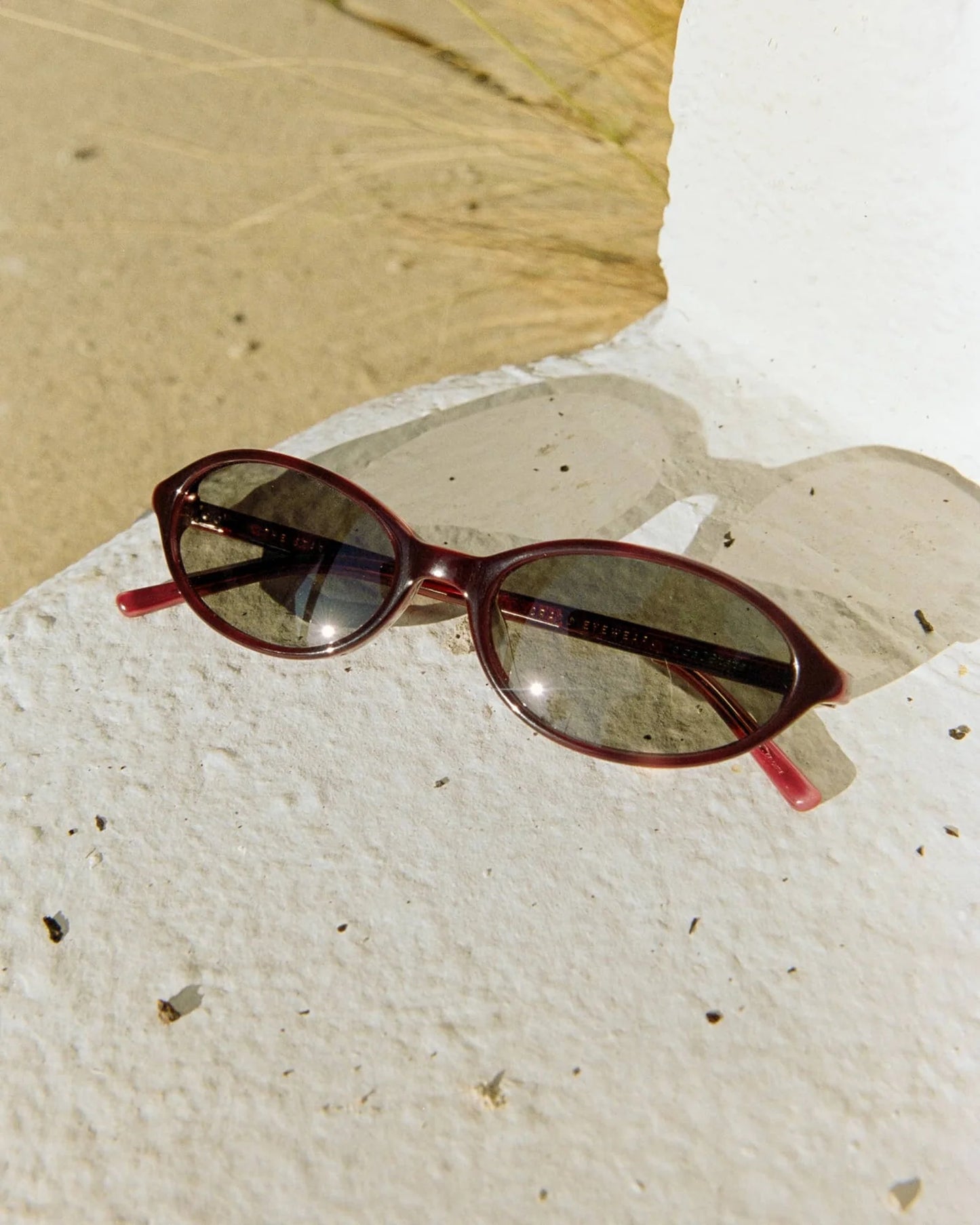 The Star Locket - Oxblood Bio / Haze