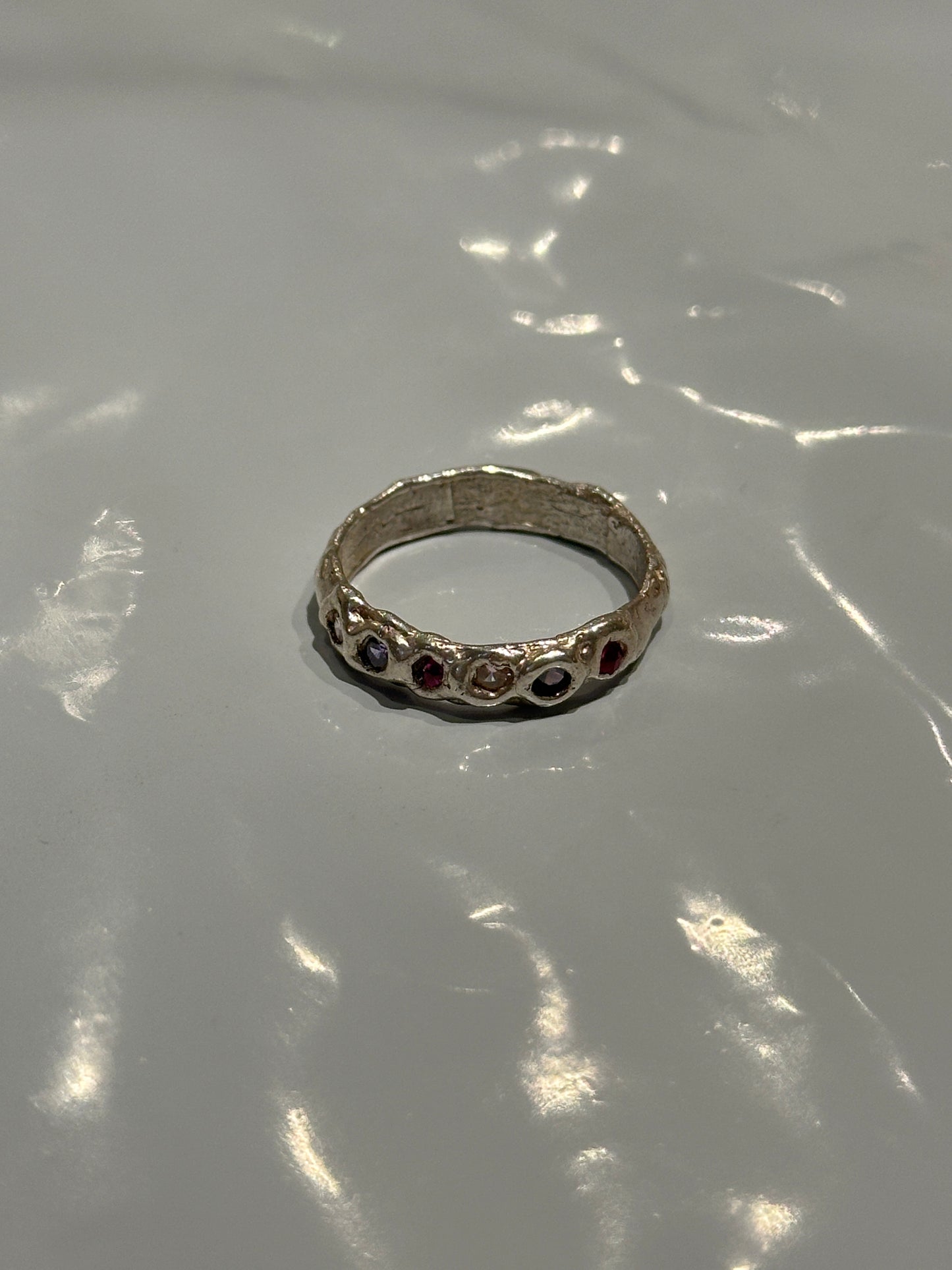 Anillo Zirconia Rubí y TURMALINA