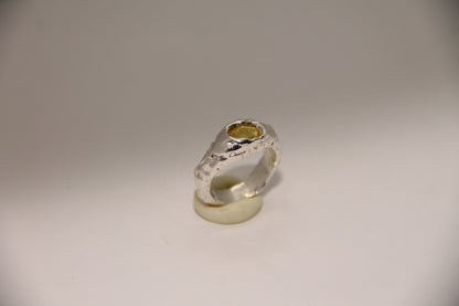 Anillo Zafiro Amarillo