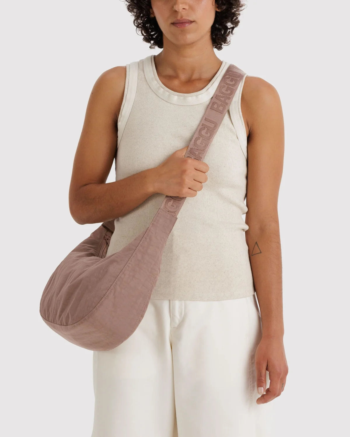 Medium Crescent Bag Toasted Almond