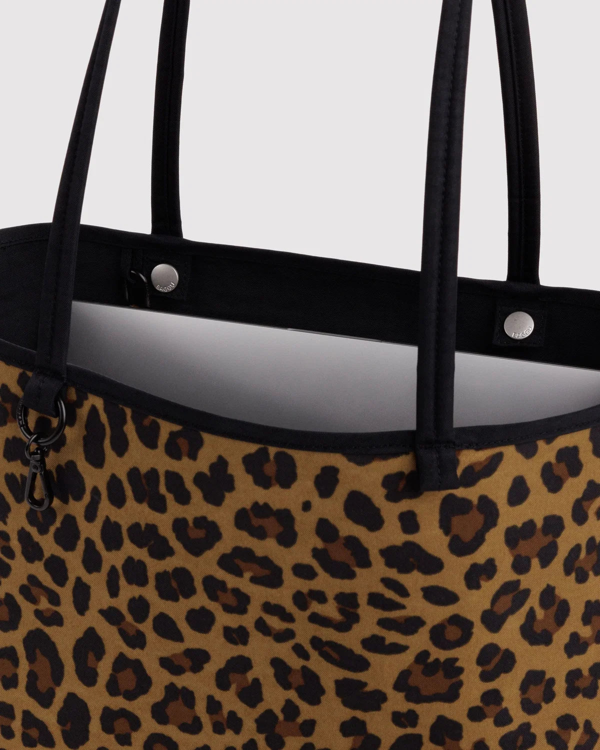 Medium Reversible Tote Leopard Mix